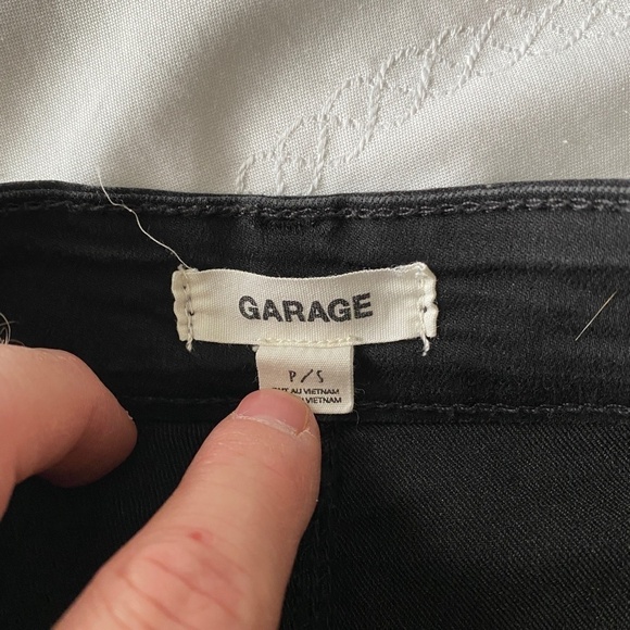 Garage Clothing Women's Black Stretchy Denim Mini Skirt Size‎ Small - Picture 2 of 13
